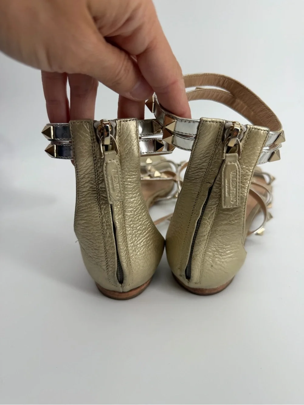 Valentino Garavani Rockstud Metallic Cage Gladiator Flat Sandals Size 37.5